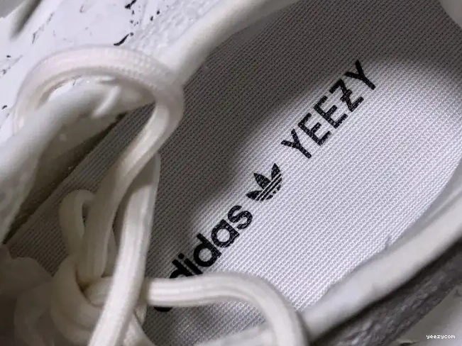 Adidas V2 Yeezy CP9366 Cream 350 Boost White 0624